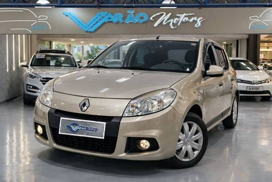RENAULT SANDERO 1.0 EXPRESSION 16V FLEX 4P MANUAL RENAULT SANDERO 1.0 EXPRESSION 16V FLEX 4P MANUAL